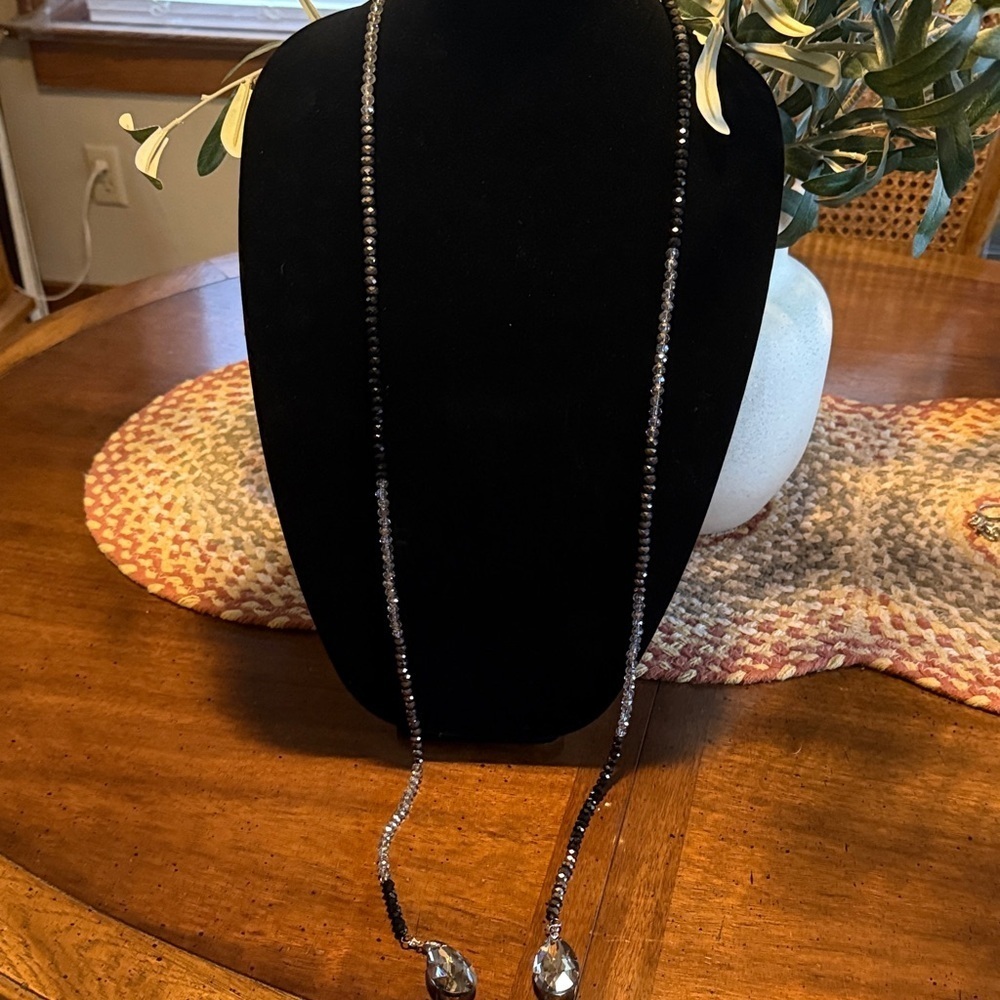 Vintage Black & Clear Beaded Lariat Necklace